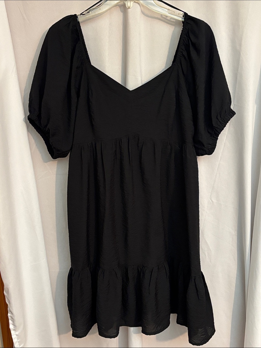 Nine West Black Babydoll, Puff-Sleeve, Tiered Mini Dress LBD Size Large - Picture 1 of 16